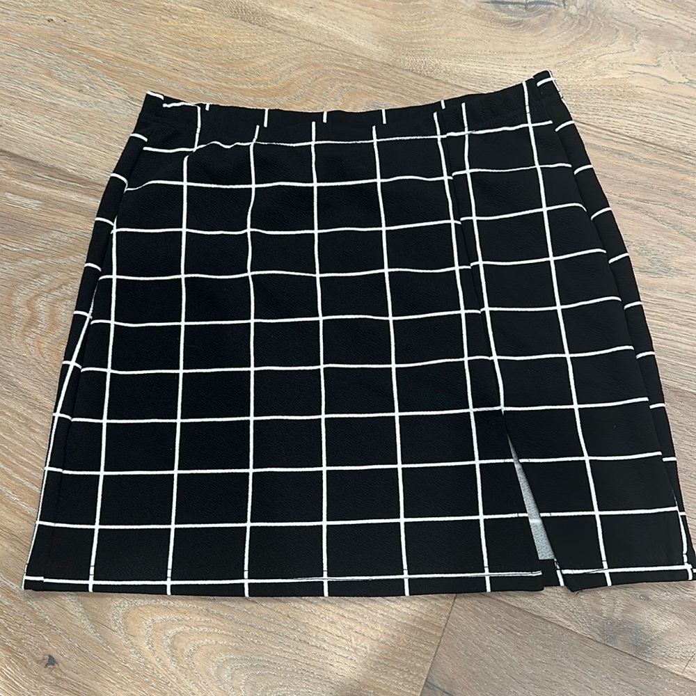 Brand New checkered mini skirt